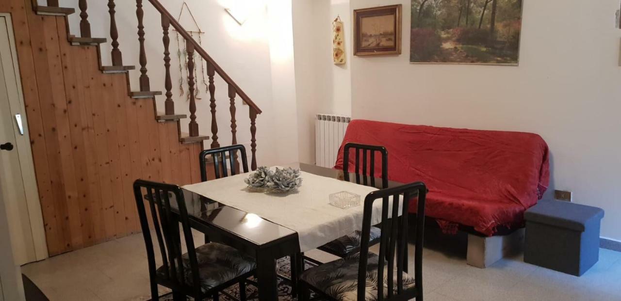 Terrazza Nel Borgo Daire Santo Stefano di Magra Dış mekan fotoğraf